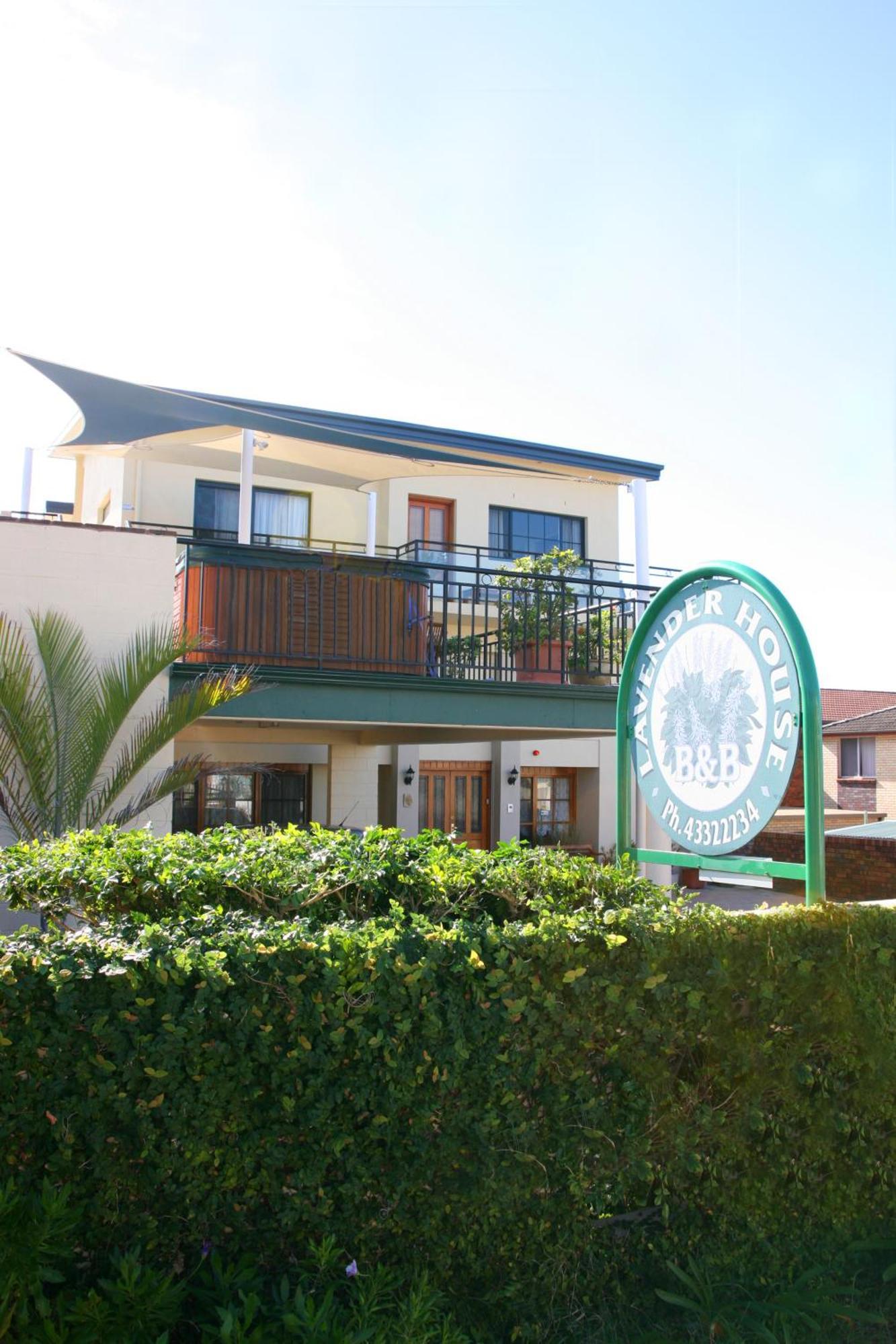 Lavender House Bed & Breakfast Entrance Bagian luar foto