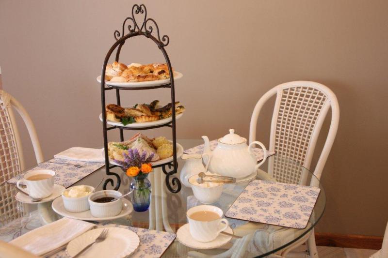 Lavender House Bed & Breakfast Entrance Bagian luar foto